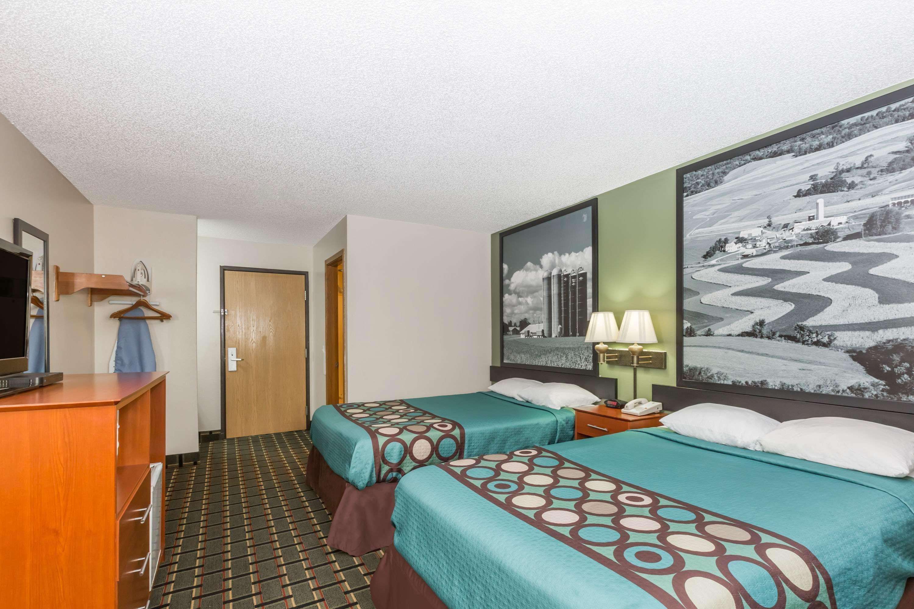 ซูเปอร์ 8 บาย วินด์แฮม ออสซิโอลา ไอโอวา Motel Osceola ภายนอก รูปภาพ